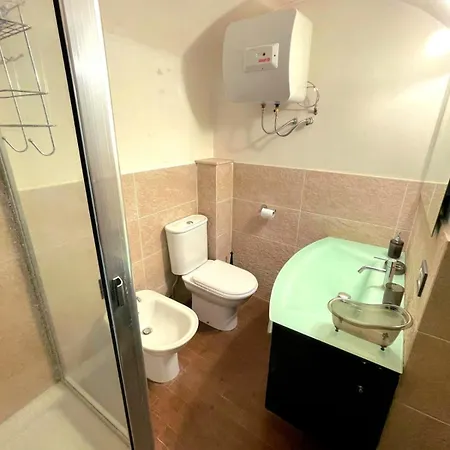 Apartment May's *
